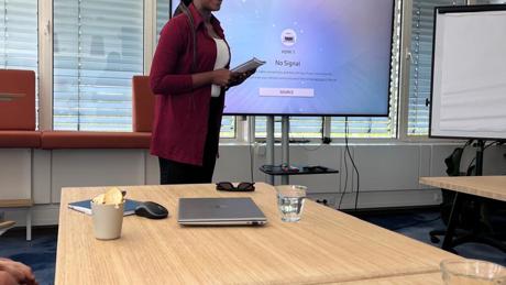 Helza presenting